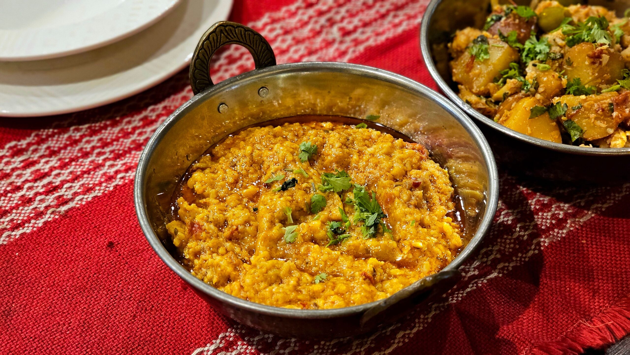 How to Make Anda Ghotala at Home